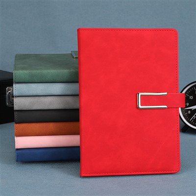 Блокнот зі штучної шкіри А5